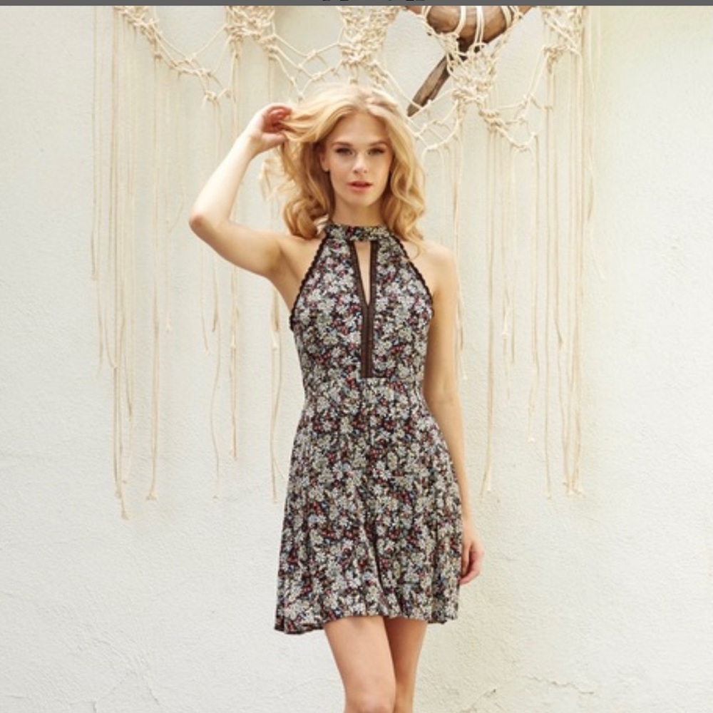 Woven Sleeveless Choker Neck Dress w/ Crochet Trim